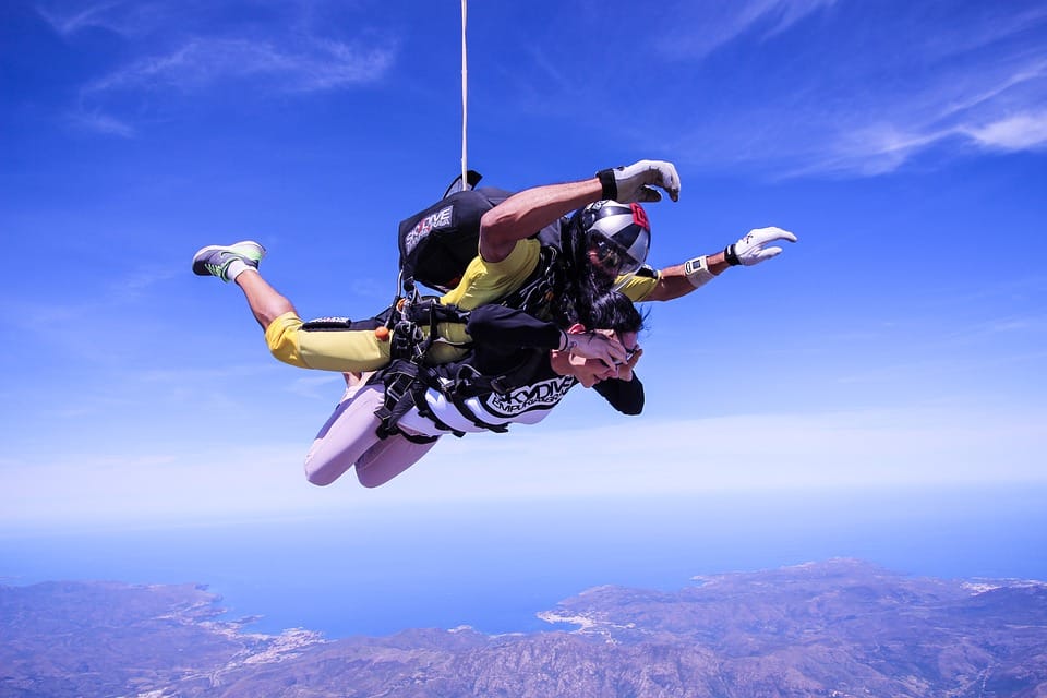 Best Places For Sky Diving In India