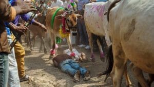 10 Bizarre Rituals Of India